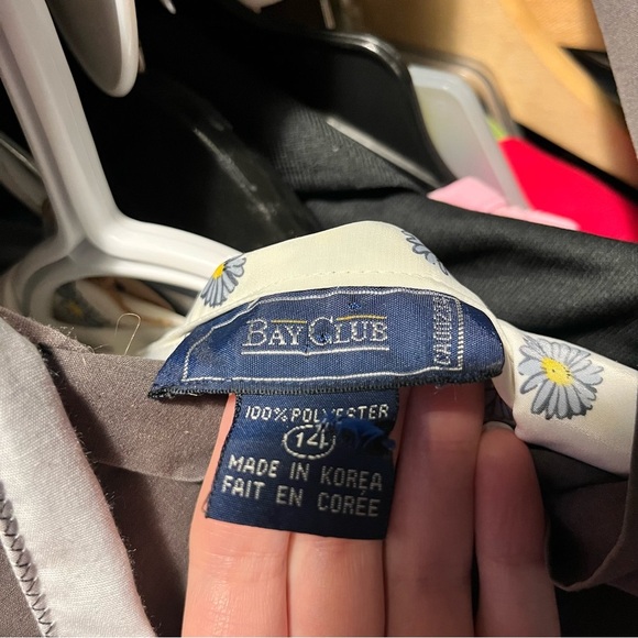 Daisy  Print Blouse - Picture 4 of 4